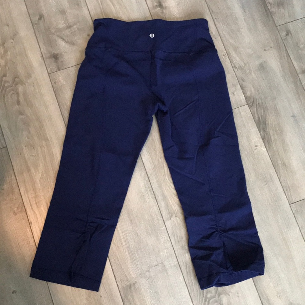 Lululemon athletica cropped legging